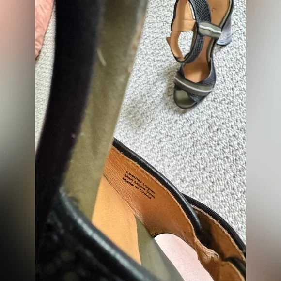 L.A.M.B. Sandals Carter Black and Green Translucent Heel 7.5 M - Picture 4 of 6